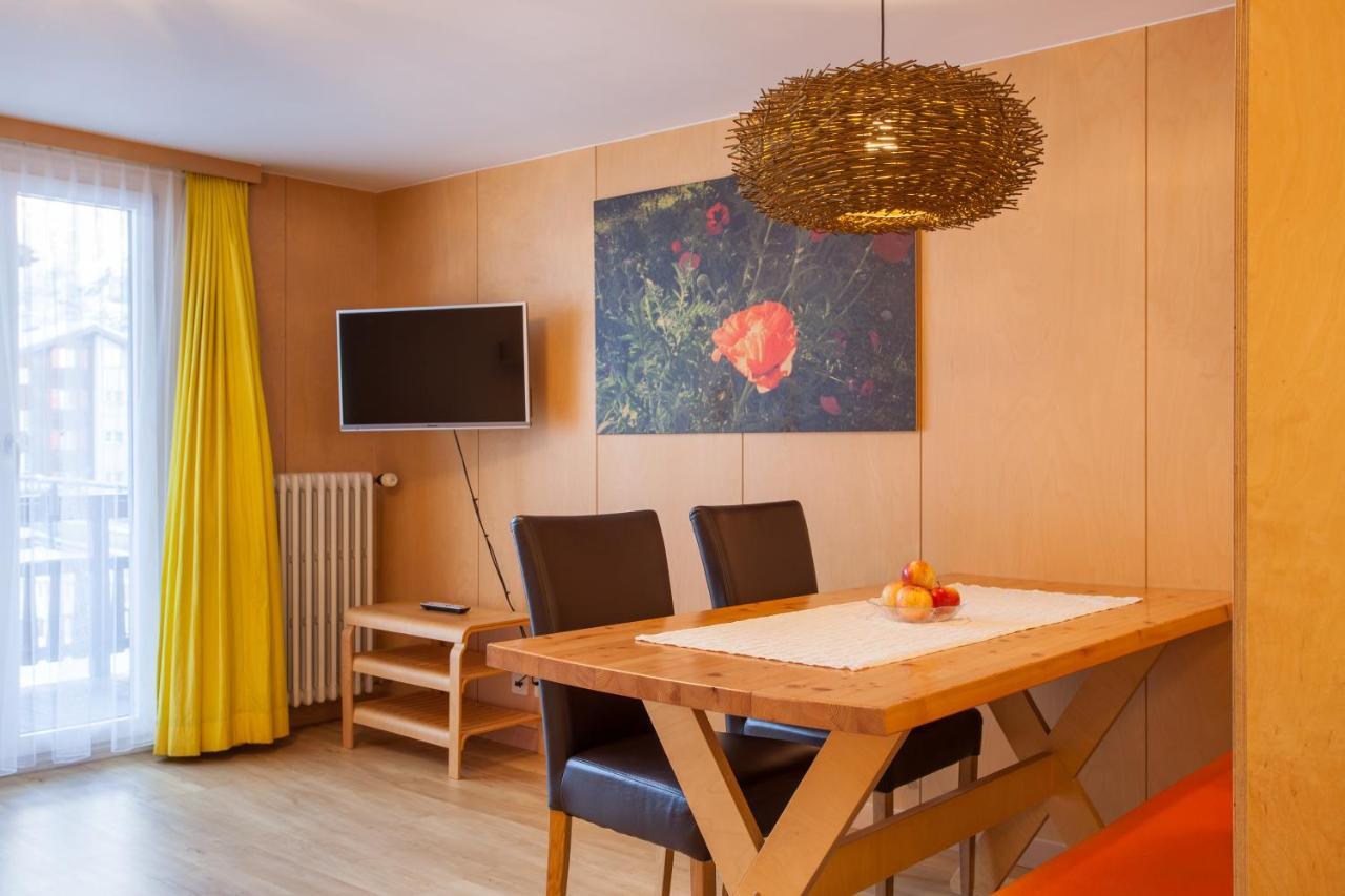 צרמט Chalet Annelis Apartments מראה חיצוני תמונה